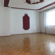 Dom na sprzedaż